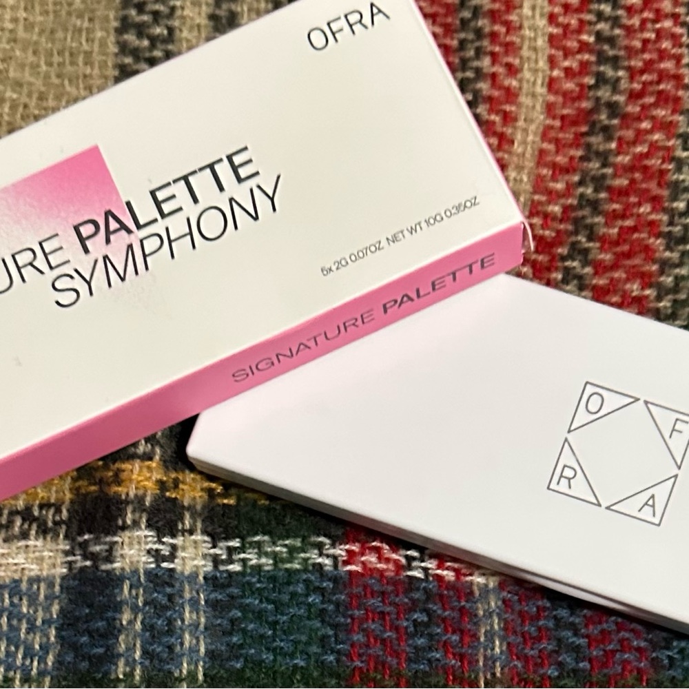 OFRA EYESHADOW PALETTE BRAND NEW with Mirror and Box in the name SYMPHONY! - Picture 3 of 12